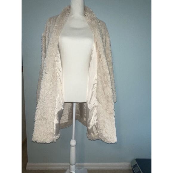 C&C California Faux Fur Teddy Bear Fuzzy Lined Coat Winter Jacket Cream Size L - Picture 7 of 16